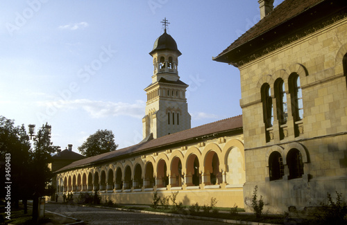 glockenturm vor der orthodoxen kathedrale, alba iulia photo