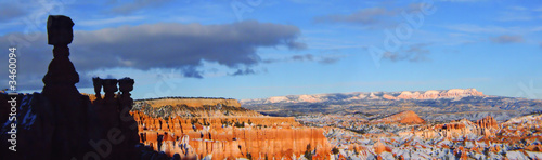 bryce canyon silhouette