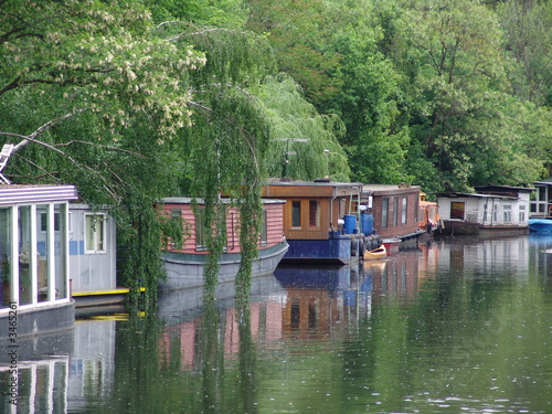 hausboot auf der spree