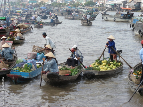 Canvas Print floating market - vietnam - asia