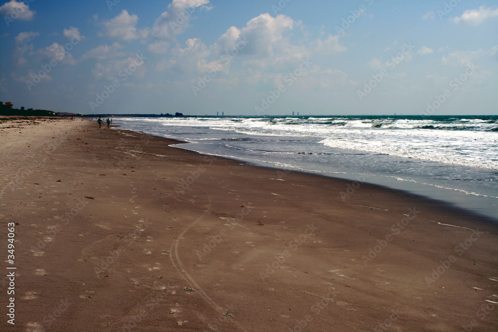 beach scene from coco beach florida