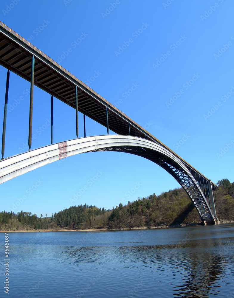 Obraz premium Bridge over the Vltava river