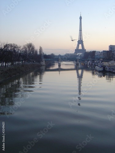 Tour Eiffel © Voyageursono