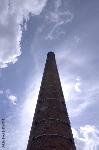 Phallus ou cheminée d'usine