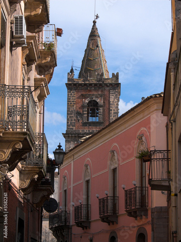 Adrano il campanile di San Pietro