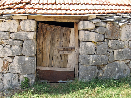 Obraz na plátne sheepfold doors