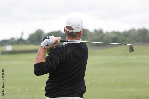man golf swing