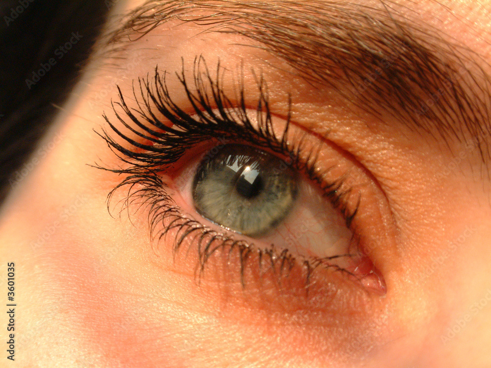 Obraz premium Thoughtful, pensive sight of the beautiful woman