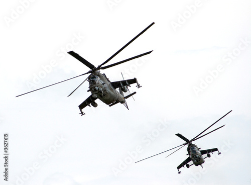 фотографія gunships