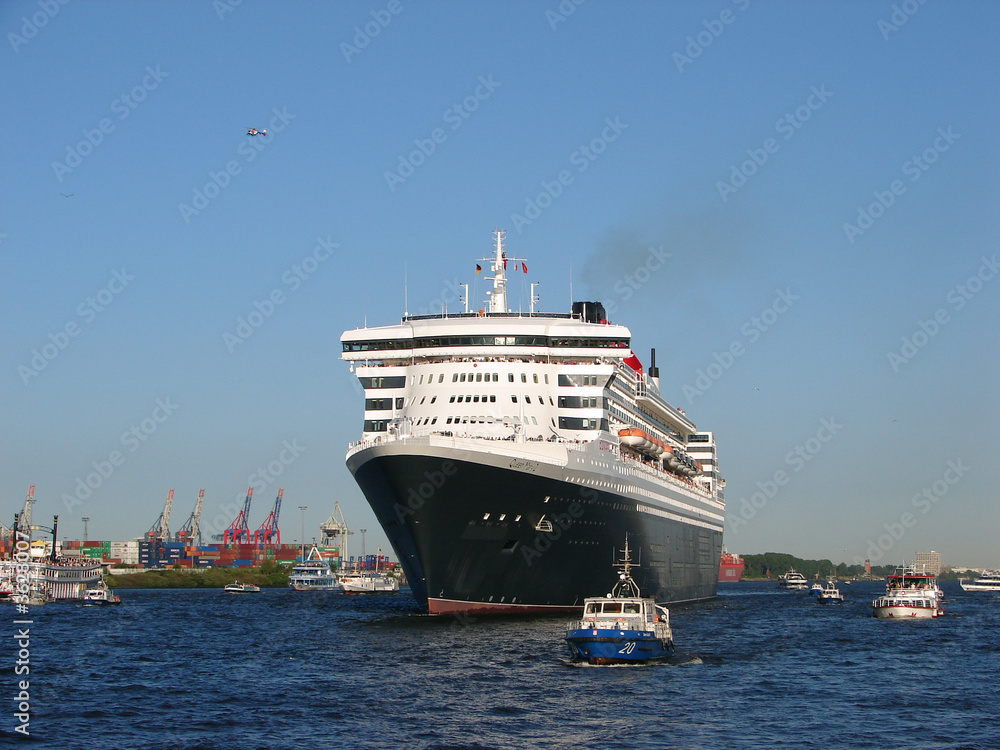 Queen Mary 2 in Hamburg(1)
