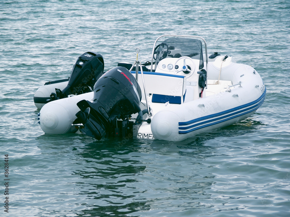 Naklejka premium Inflatable motorboat