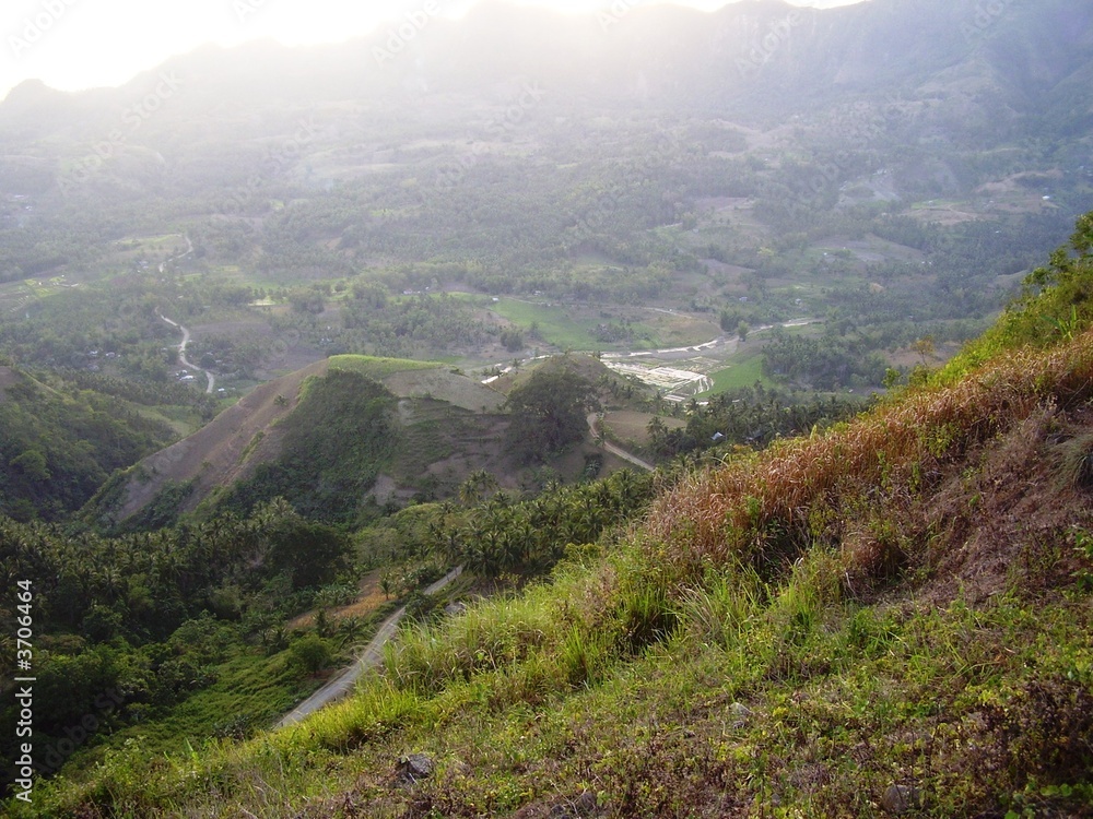 Naklejka premium Sunset Valley