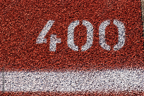 400 marking on the running tracks