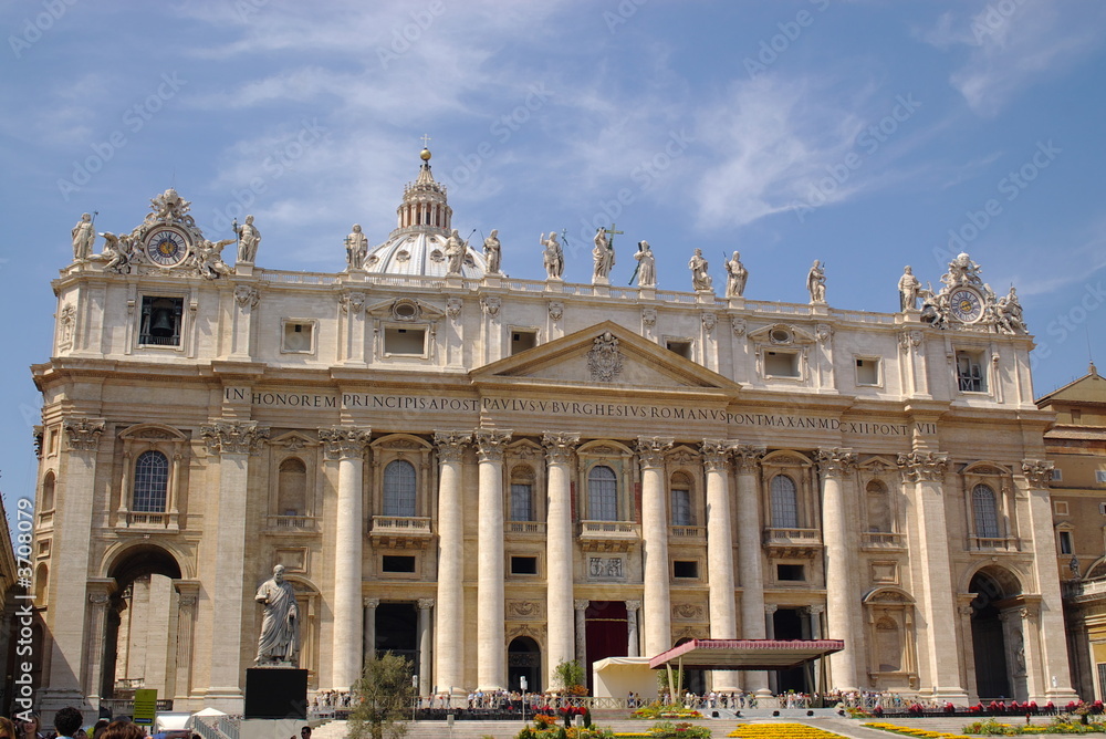 cathedral facade in vatican