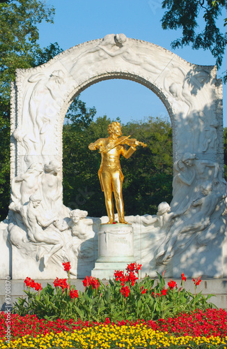 Strauss Denkmal Wien