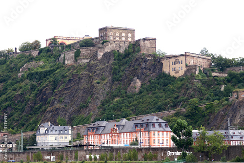 Festung und Schiff photo