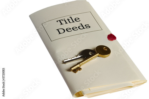 Title Deeds and keys photo