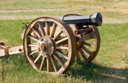 Antique field-gun.