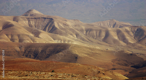 Jordanian valley ,13