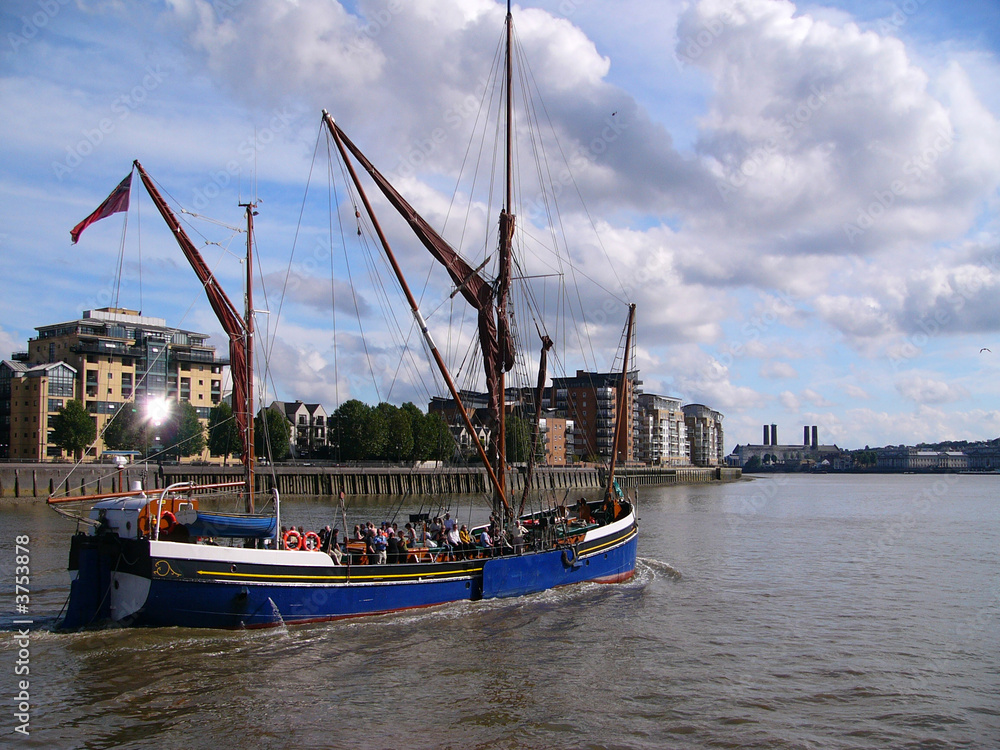 Boat on the Thames