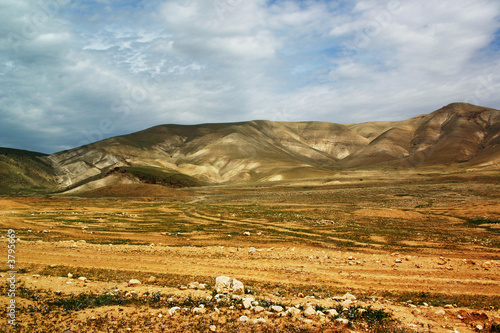 Jordanian valley ,22