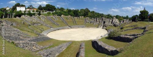 amphitheatre de saintes (17) photo