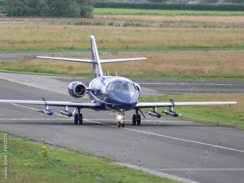 G-FRAT landing at Durham Tees