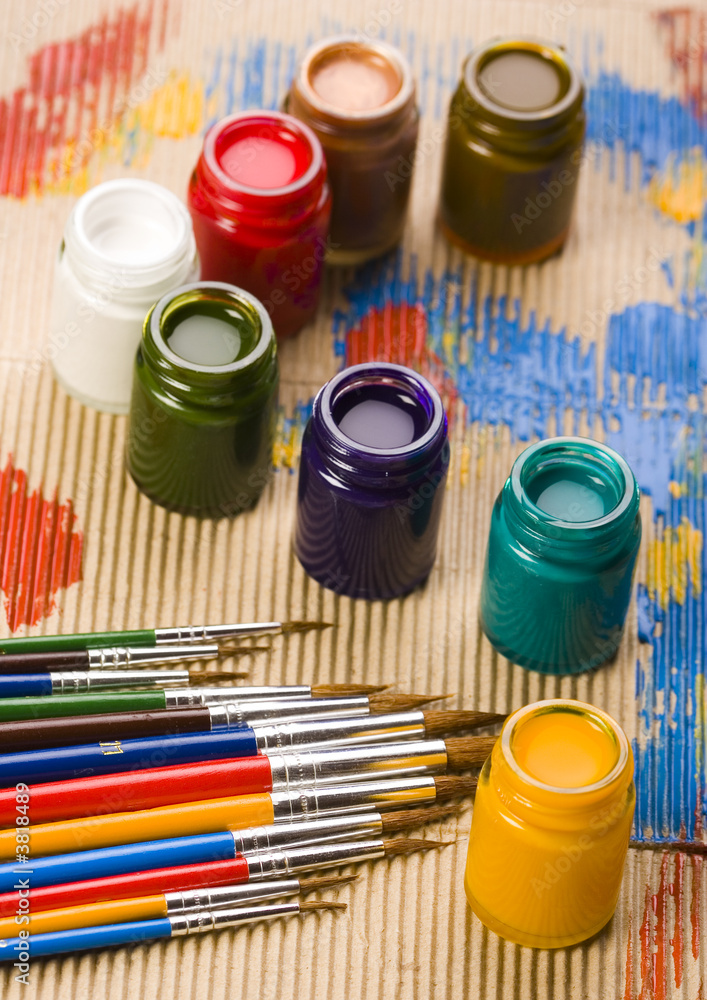 Paints Paints
