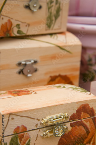 Box for jewelery decorated by different techniques of decoupage
