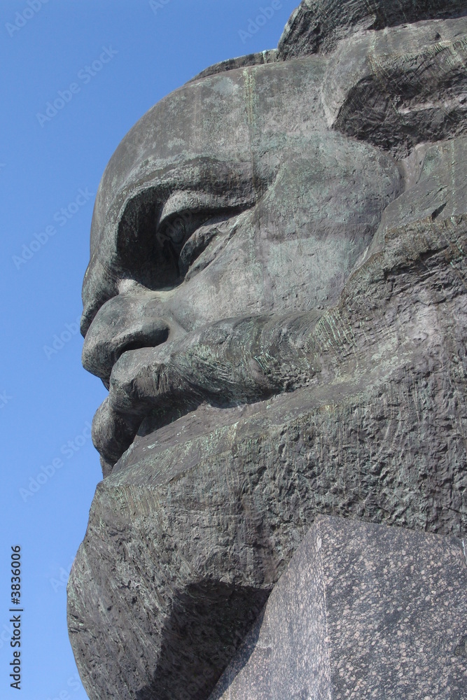 Karl-Marx-Kopf im Profil
