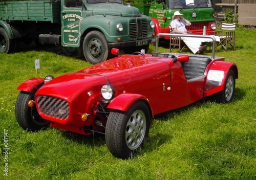Lo cost car
