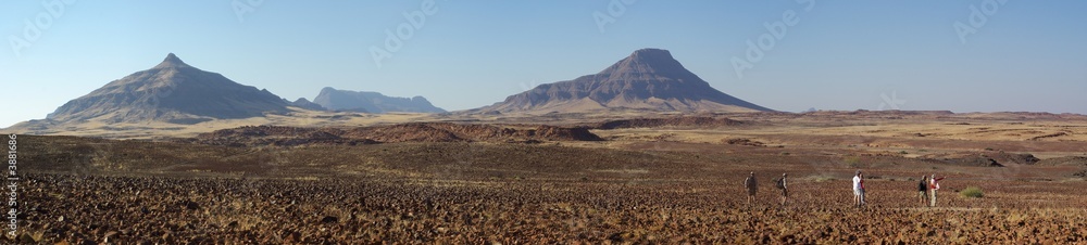 Randonneurs dans le Damaraland - Namibie 
