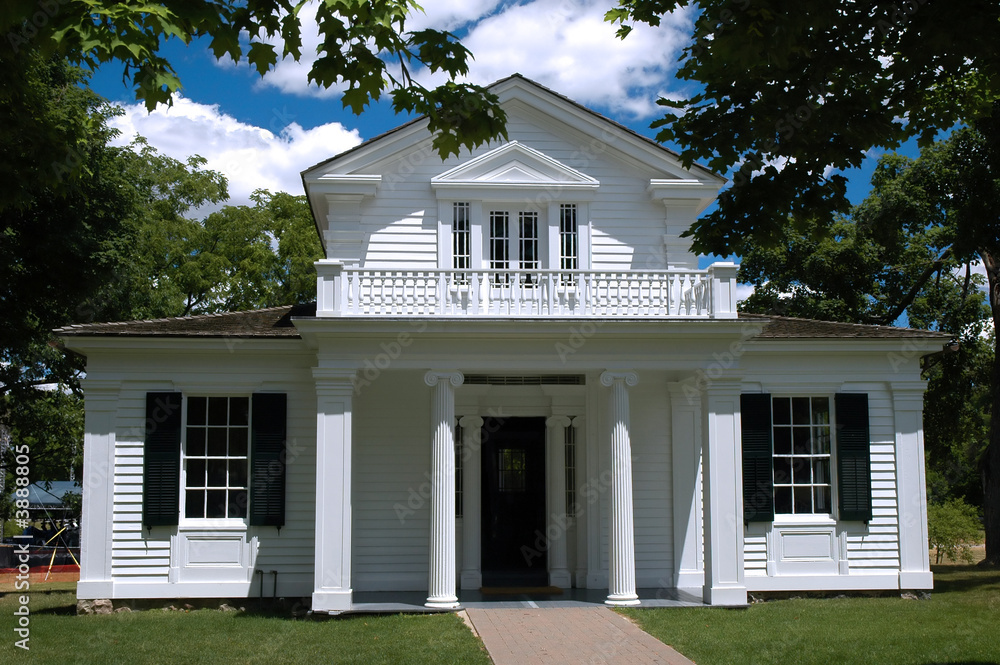 Ταπετσαρία Greek revival style house. Greenfield Village, Michigan, USA