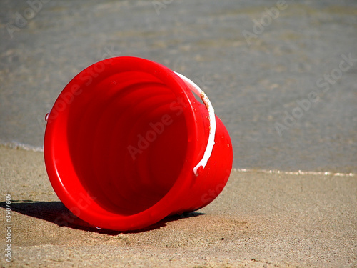 red cannikin