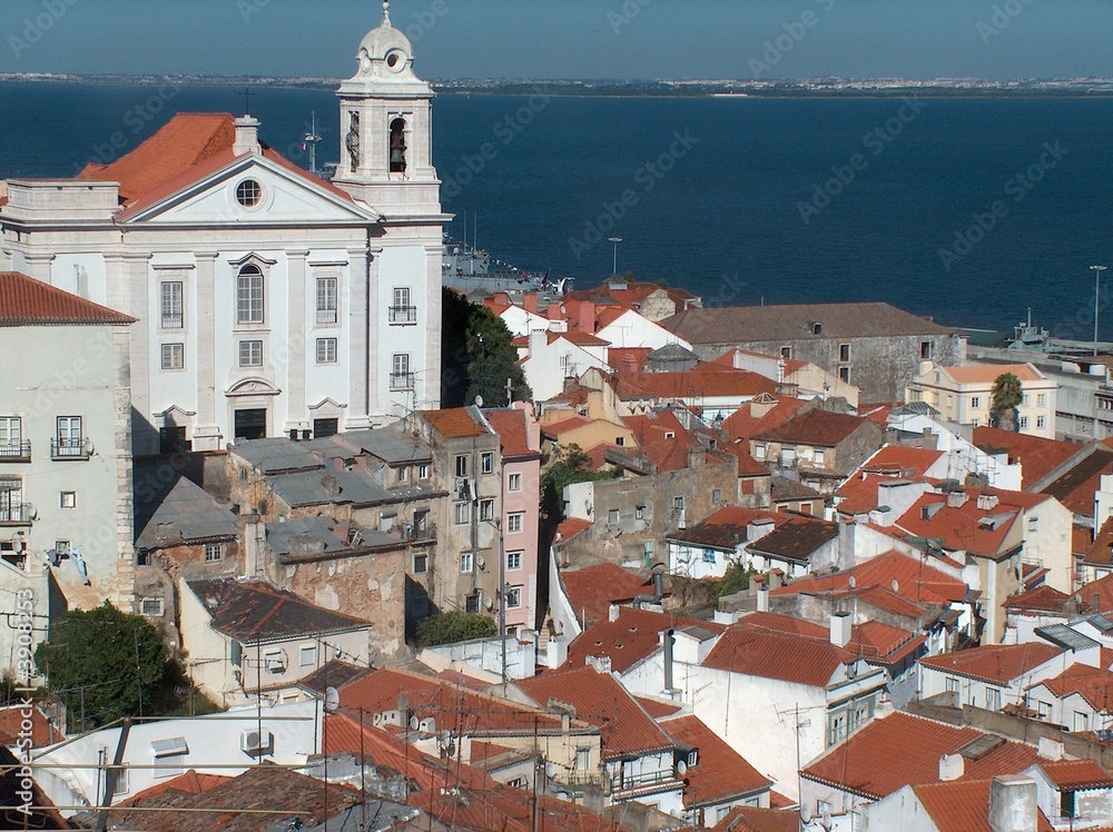 Lisboa, Blick von der Oberstadt zur Alfama