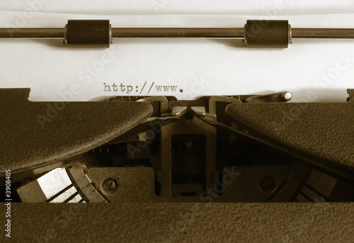 Old typewriter on the WWW