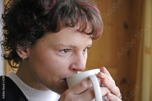 Tableau sur toile Frau mit Kaffeetasse