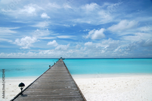 Brücke am Strand