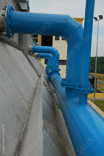 pipework showing feeding water to several compartment