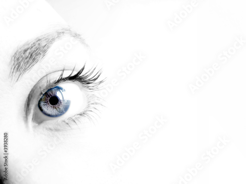 Pupila azulada photo