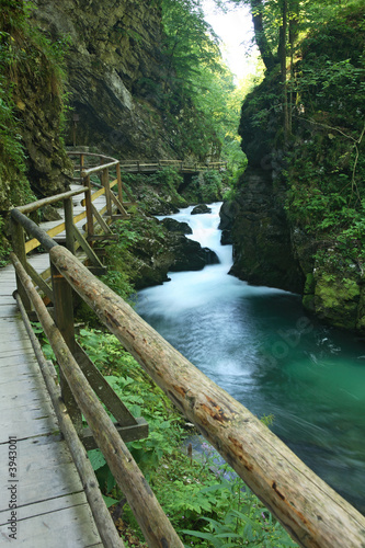 Gorge walkway