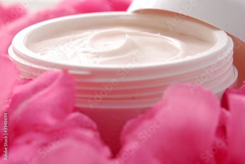 cosmetic cream