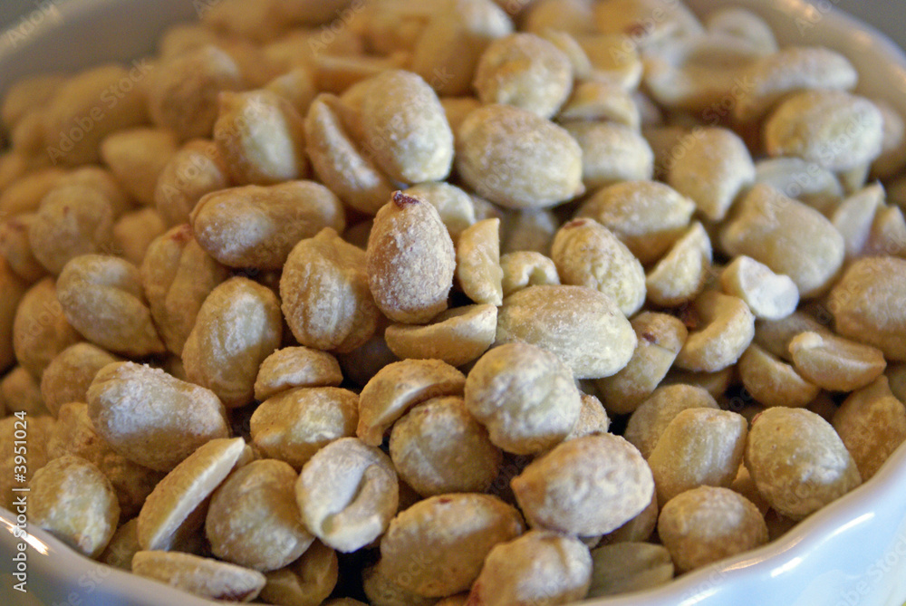 Peanuts Peanuts