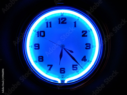 Fotografie Blue Neon Clock