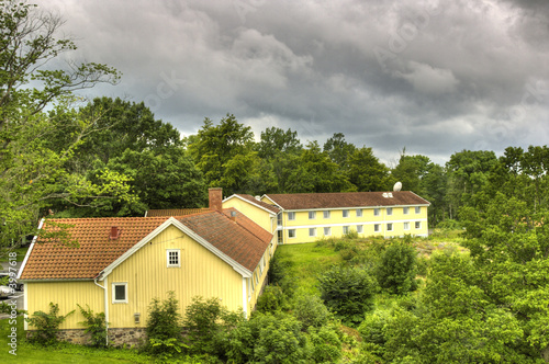 Wallpaper Mural yellow house Torontodigital.ca