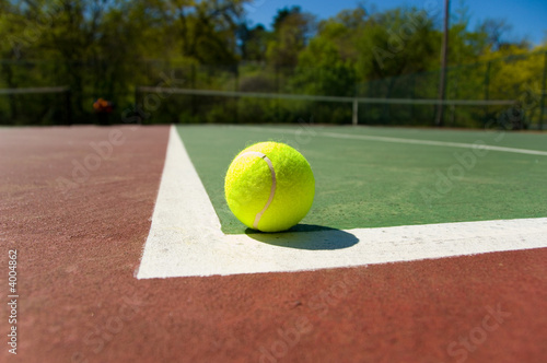 Tennis balls on Court © Michael Flippo