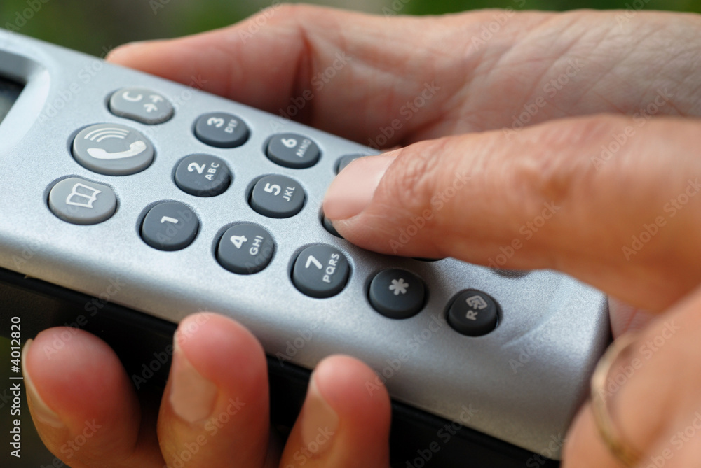 Le téléphone Le téléphone