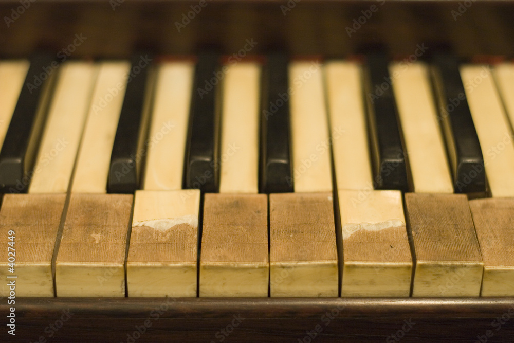 piano touche