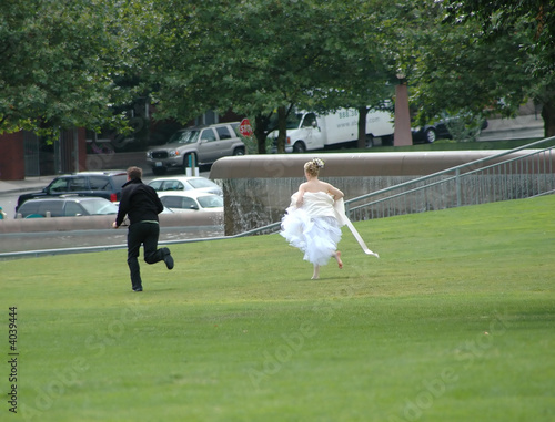 Fotografie This runaway groom will not be saying I do at the altar.