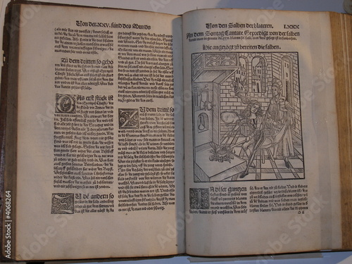 altes medizinbuch aus dem mittelalter